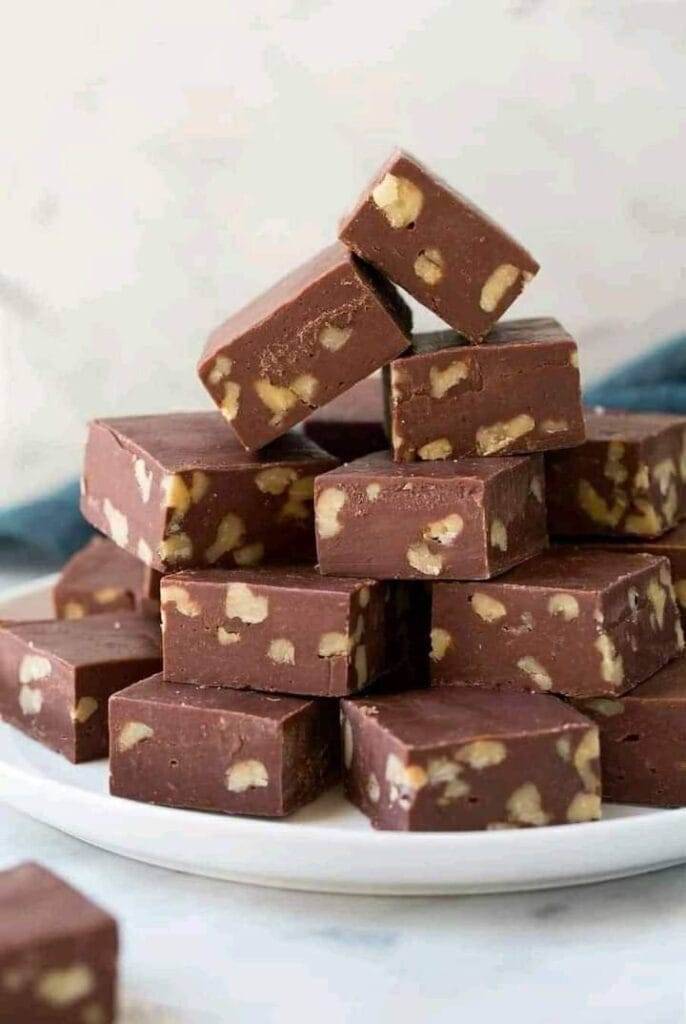This chocolate fudge is easy to make and super Delicious .