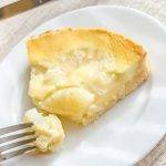 TROPICAL PINEAPPLE CHEESECAKE TART