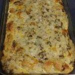 CREAMED CHICKEN AND BISCUITS CASSEROLE